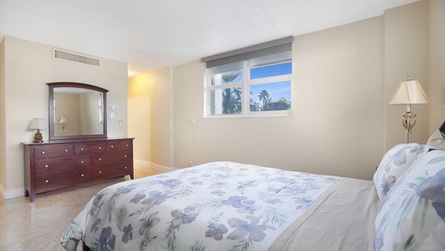 4250 Galt Ocean Drive 1A, Fort Lauderdale, FL 33308