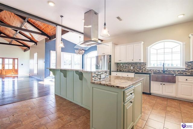 379 Clark School Road, Clarkson, KY 42726