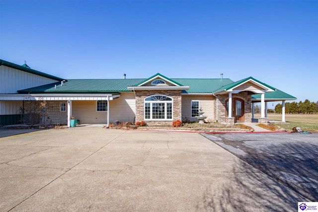 379 Clark School Road, Clarkson, KY 42726