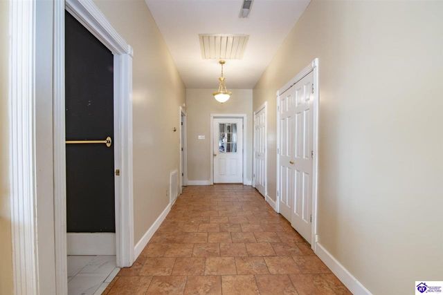 379 Clark School Road, Clarkson, KY 42726