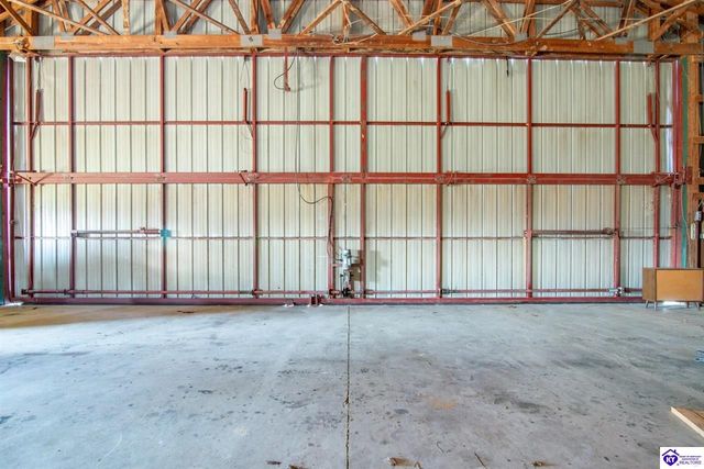 379 Clark School Road, Clarkson, KY 42726