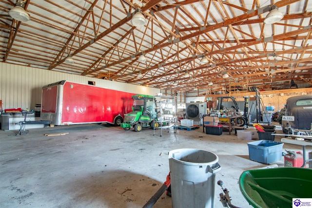 379 Clark School Road, Clarkson, KY 42726