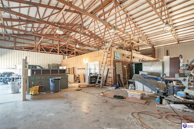 379 Clark School Road, Clarkson, KY 42726