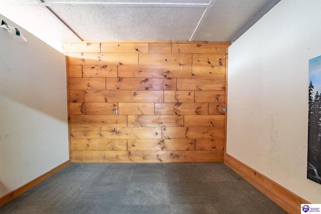 379 Clark School Road, Clarkson, KY 42726