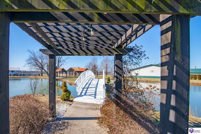 379 Clark School Road, Clarkson, KY 42726