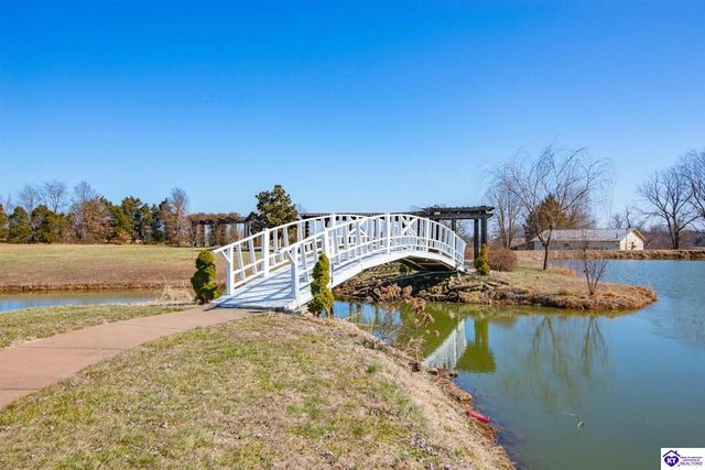 379 Clark School Road, Clarkson, KY 42726