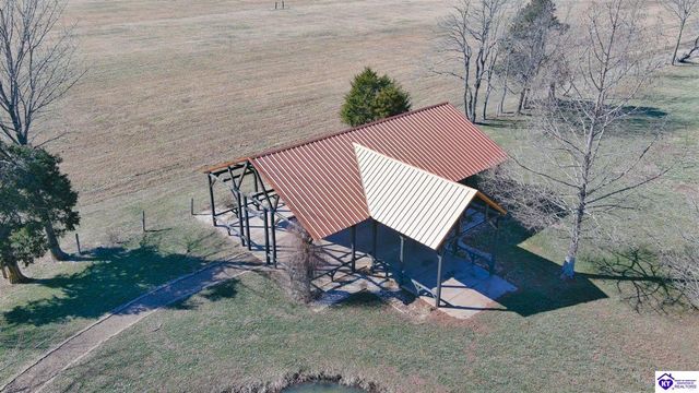 379 Clark School Road, Clarkson, KY 42726