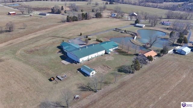 379 Clark School Road, Clarkson, KY 42726