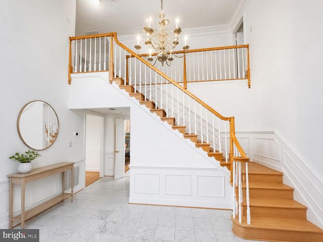 10804 WILLOW RUN CT, Potomac, MD 20854