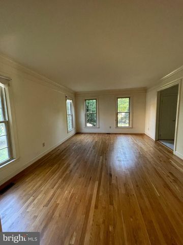 10804 WILLOW RUN CT, Potomac, MD 20854