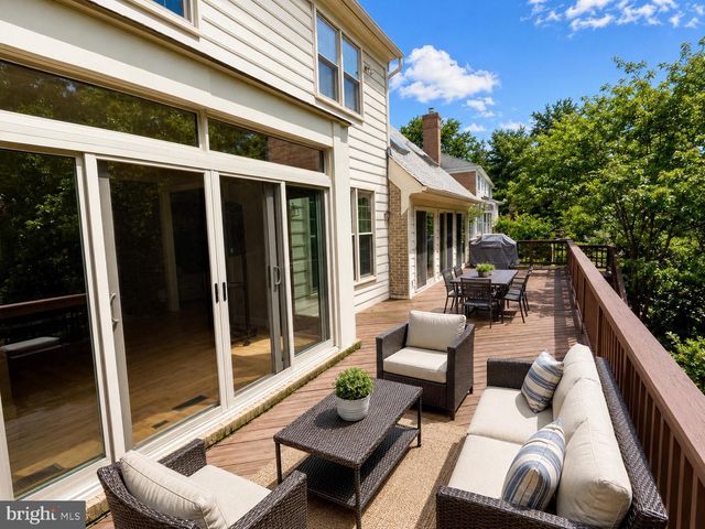 10804 WILLOW RUN CT, Potomac, MD 20854