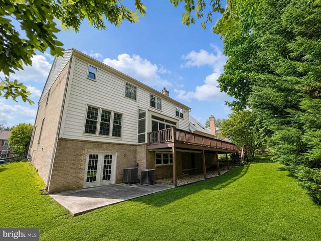 10804 WILLOW RUN CT, Potomac, MD 20854