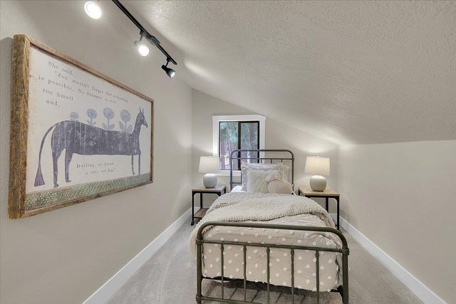 13274 Idaho Maryland Rd, Nevada City, CA 95959