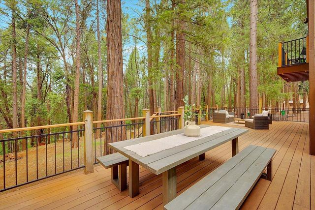 13274 Idaho Maryland Rd, Nevada City, CA 95959