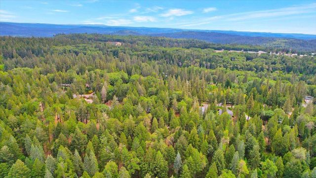 13274 Idaho Maryland Rd, Nevada City, CA 95959