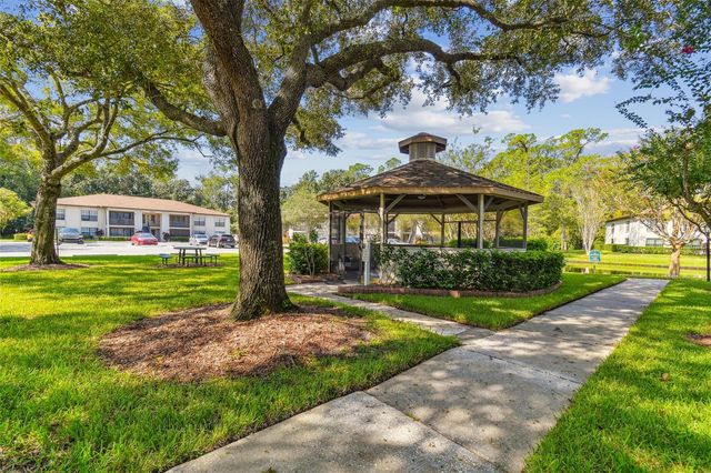 3367 CRYSTAL COURT E E, Palm Harbor, FL 34685