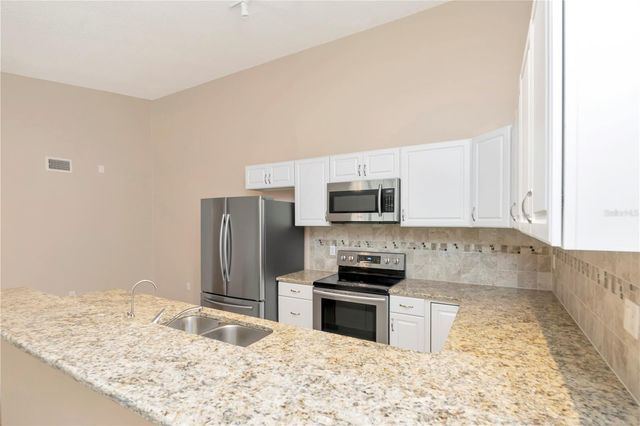 3367 CRYSTAL COURT E E, Palm Harbor, FL 34685