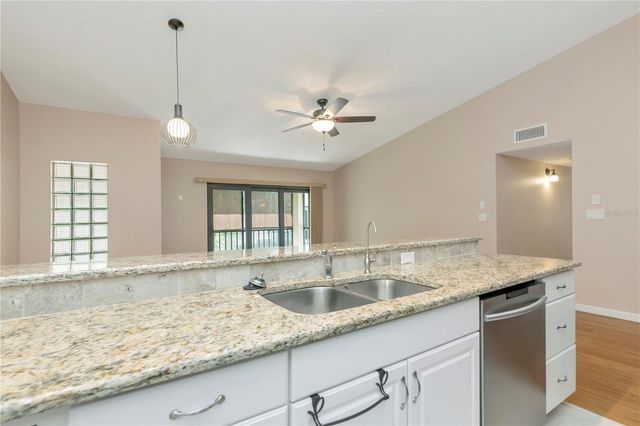 3367 CRYSTAL COURT E E, Palm Harbor, FL 34685