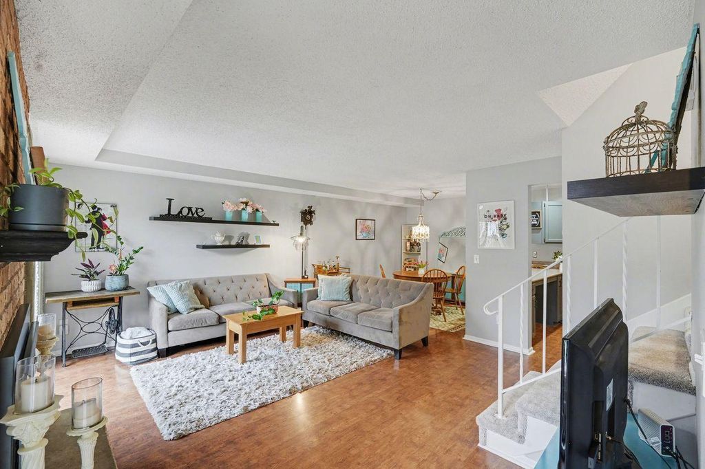 3670 Gettysburg Avenue S 82, Saint Louis Park, MN 55426