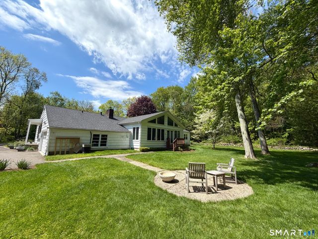 511 Roxbury Road, Stamford, CT 06902
