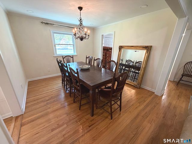 511 Roxbury Road, Stamford, CT 06902