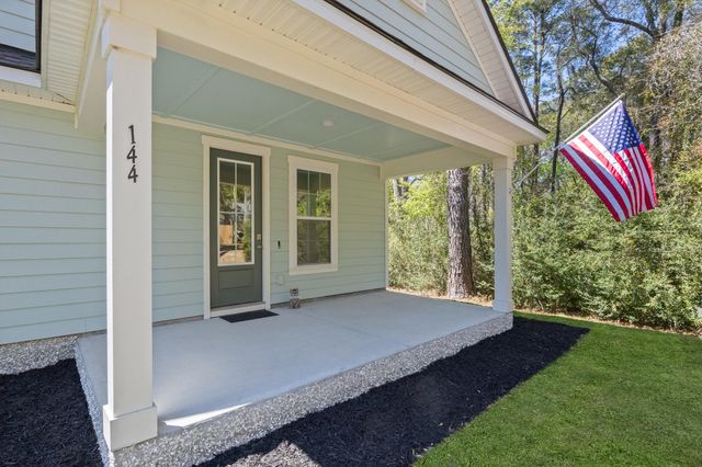 144 Baynard Road, Beaufort, SC 29906