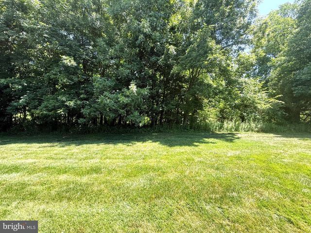 26 FORGE RD, Medford, NJ 08055