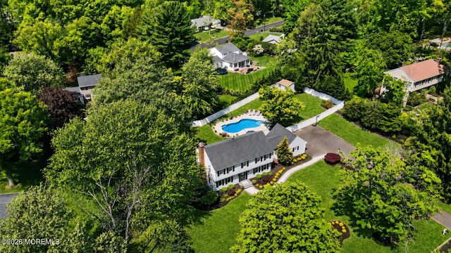 53 Heron Road, Middletown, NJ 07748