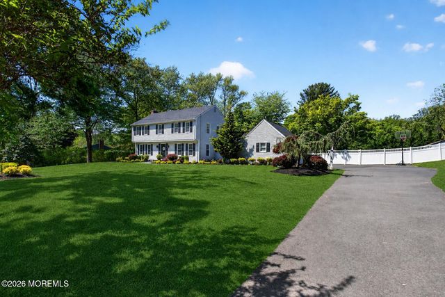 53 Heron Road, Middletown, NJ 07748