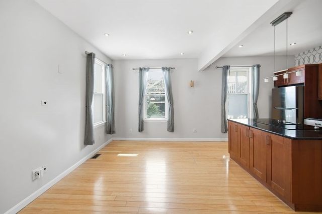 105 Sheridan St 105, Boston, MA 02130