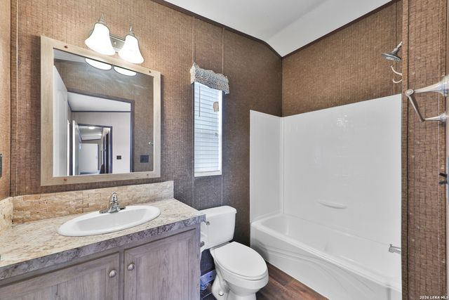 308 Campbell, Jourdanton, TX 78026