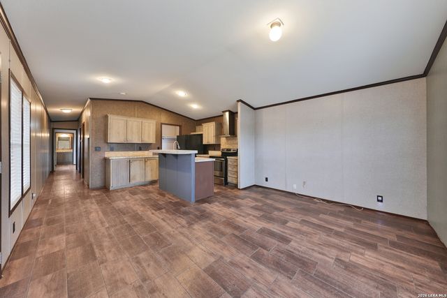 308 Campbell, Jourdanton, TX 78026