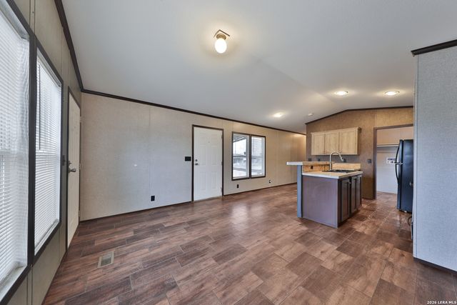 308 Campbell, Jourdanton, TX 78026