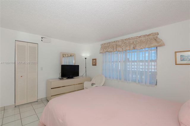 401 SE 3rd St 507, Dania Beach, FL 33004