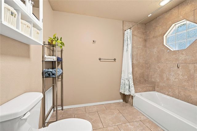 1856 Salem Road, Fayetteville, AR 72704
