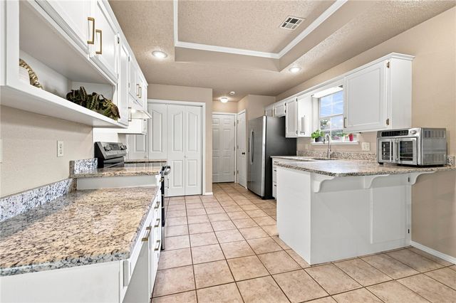 1856 Salem Road, Fayetteville, AR 72704
