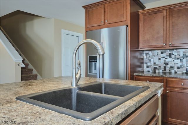 1409 SW 11th TER, Cape Coral, FL 33991