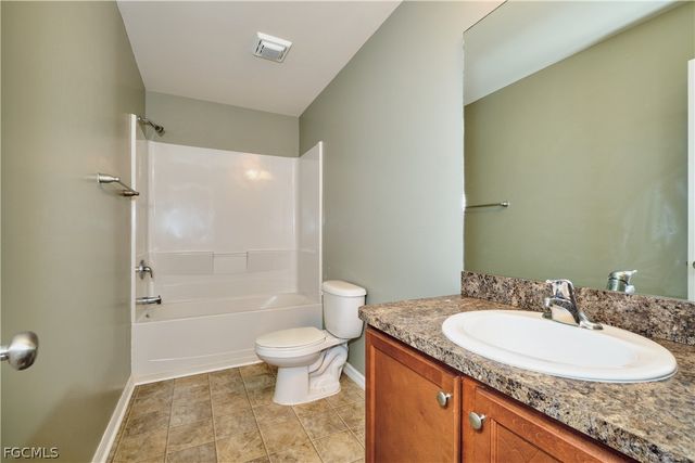 1409 SW 11th TER, Cape Coral, FL 33991