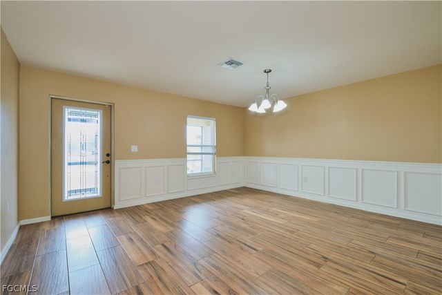 1409 SW 11th TER, Cape Coral, FL 33991