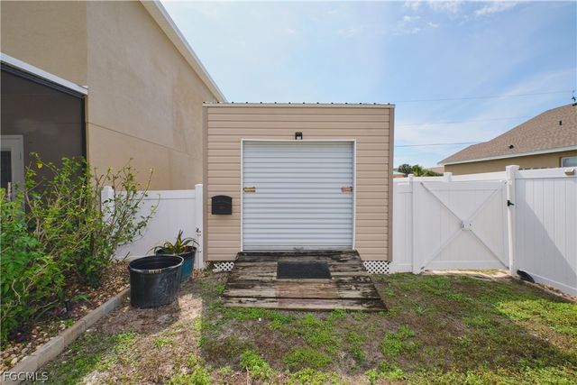 1409 SW 11th TER, Cape Coral, FL 33991