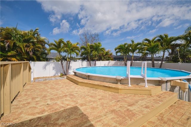 1409 SW 11th TER, Cape Coral, FL 33991