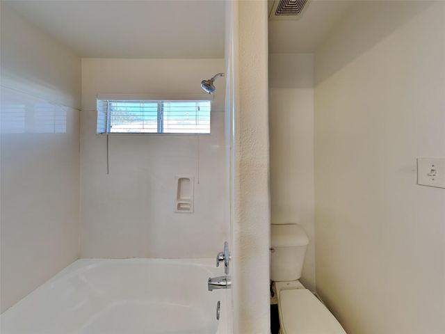 9514 Chapelstone Court, Houston, TX 77044