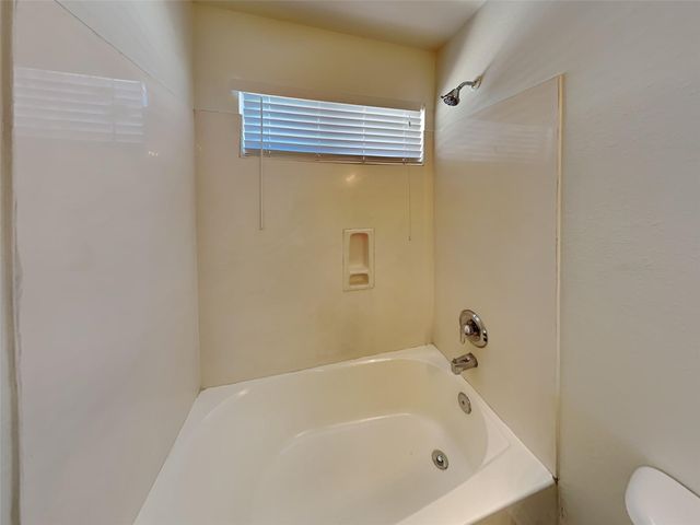 9514 Chapelstone Court, Houston, TX 77044