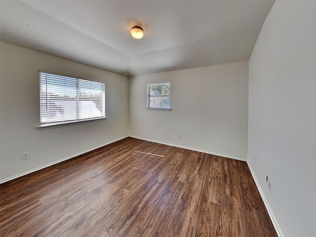 9514 Chapelstone Court, Houston, TX 77044