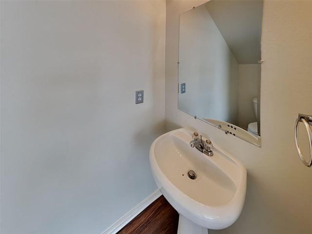 9514 Chapelstone Court, Houston, TX 77044