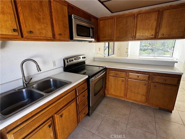 5798 Los Coyotes Drive, Palm Springs, CA 92264