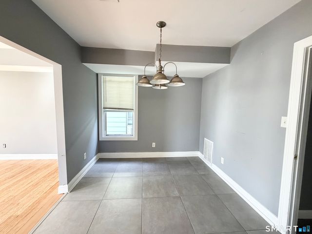 46 Frank Street 2nd floor, New Haven, CT 06519