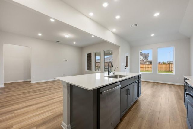313 Possumhaw LN, San Marcos, TX 78666