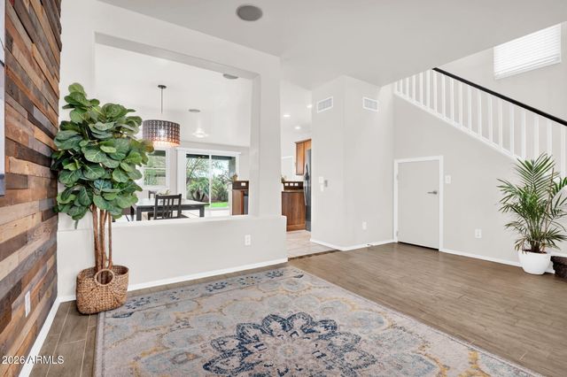 2346 E PECAN Road, Phoenix, AZ 85040