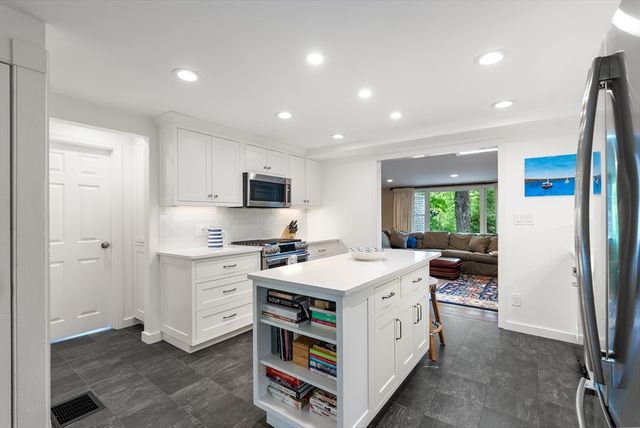 295 Concord Road, Sudbury, MA 01776